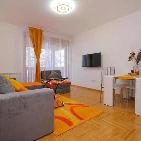 Jony Lux Center זלאטיבור